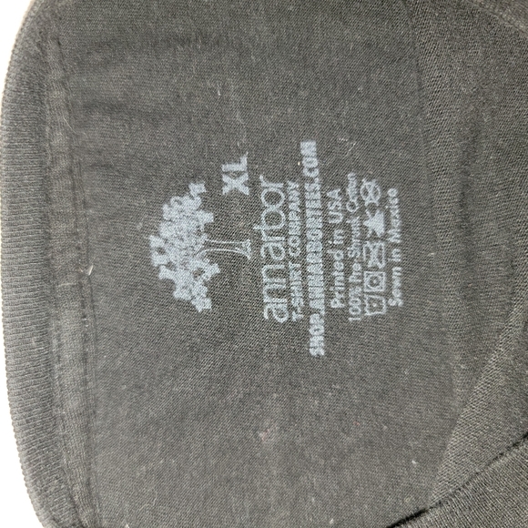 Black tshirt XL - Picture 3 of 3